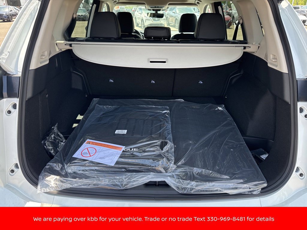 New 2026 Nissan Rogue Dark Armor AWD/4WD image 29