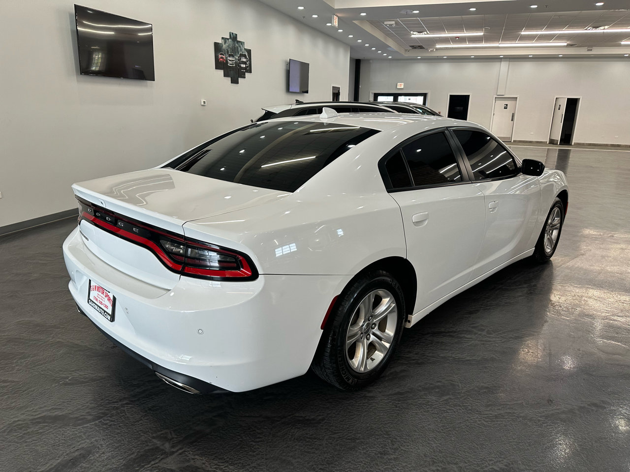Used 2023 Dodge Charger SXT image 5