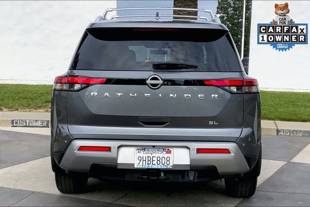Used 2023 Nissan Pathfinder SL w/ SL Premium Package FWD image 4