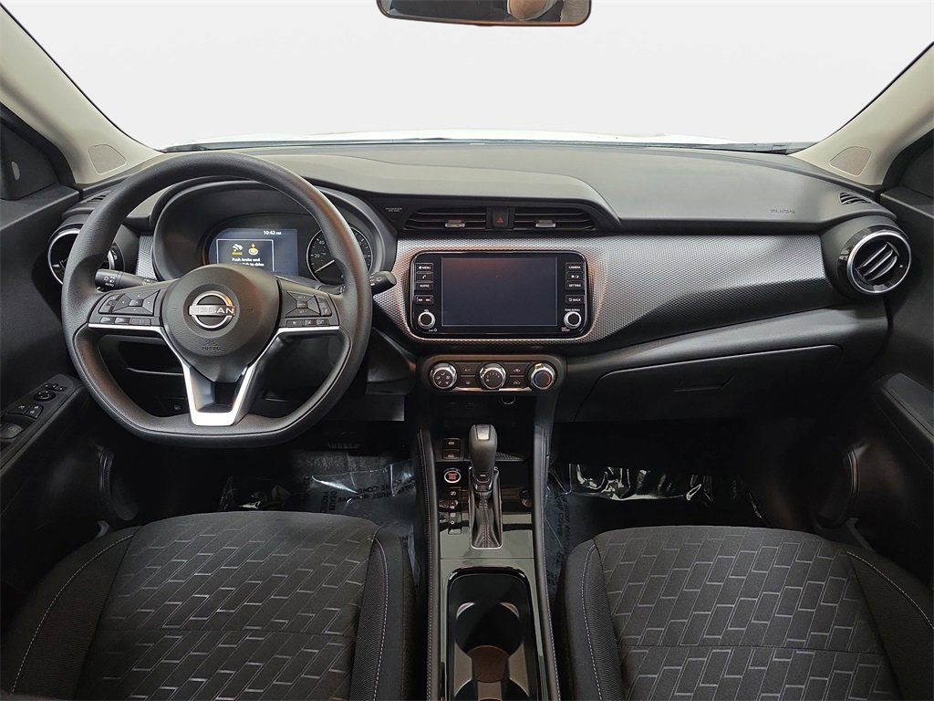 Used 2024 Nissan Kicks SV image 10