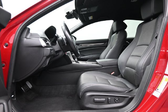 Used 2022 Honda Accord Sport image 16
