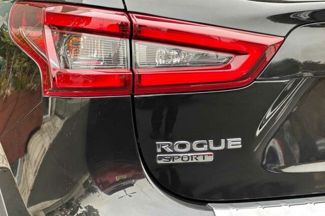 Used 2020 Nissan Rogue Sport S w/ Appearance Package image 22
