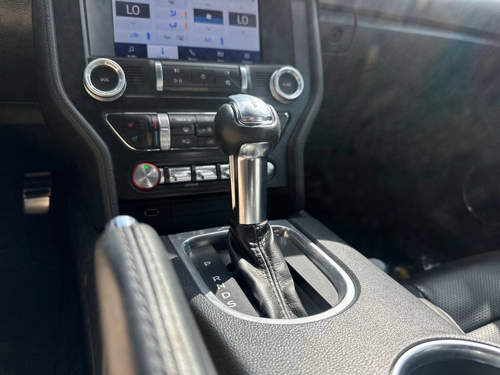 Used 2022 Ford Mustang Premium RWD image 18