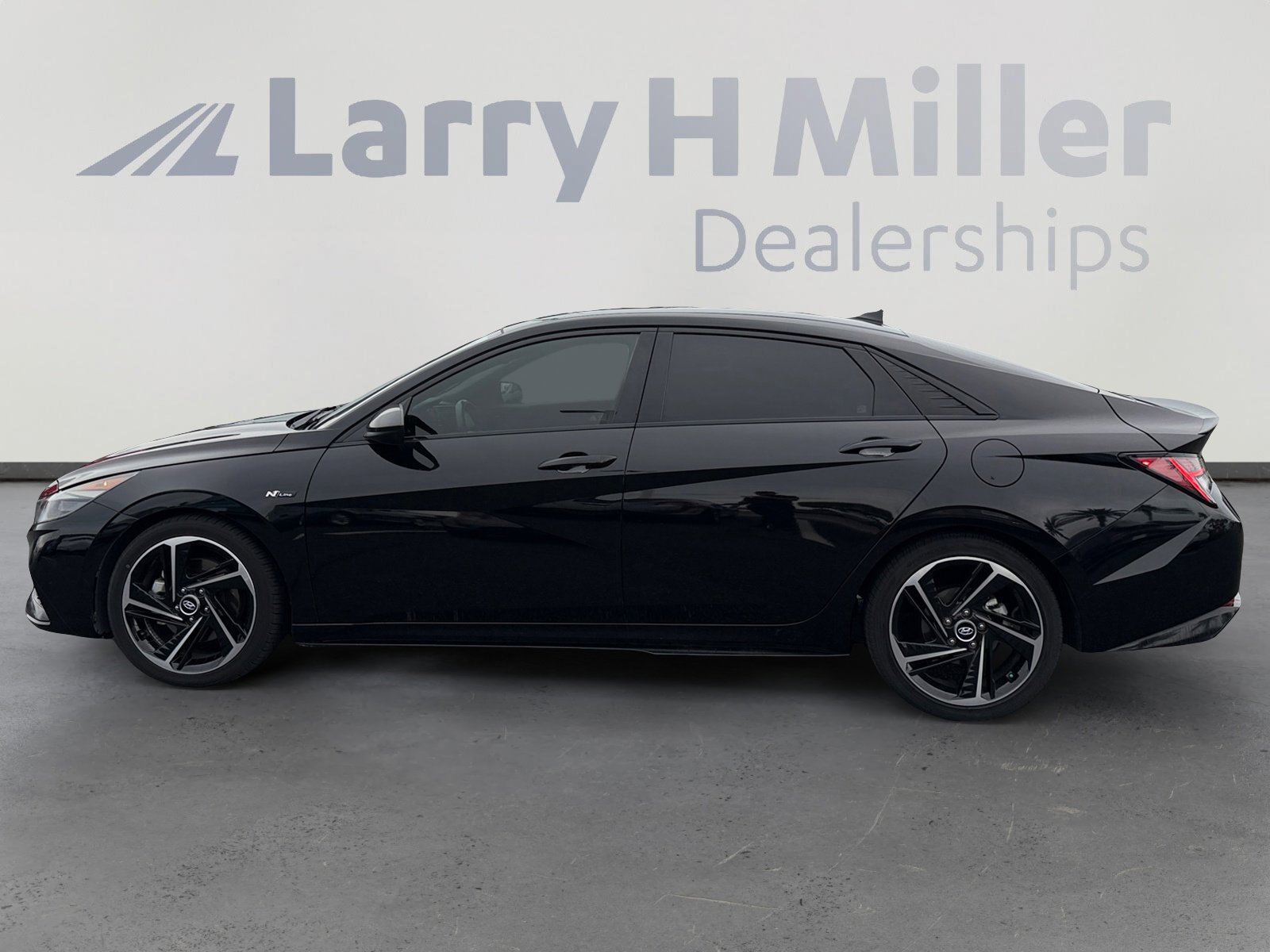 Certified 2021 Hyundai Elantra N Line image 2