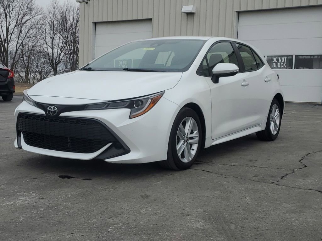 Used 2022 Toyota Corolla SE image 3