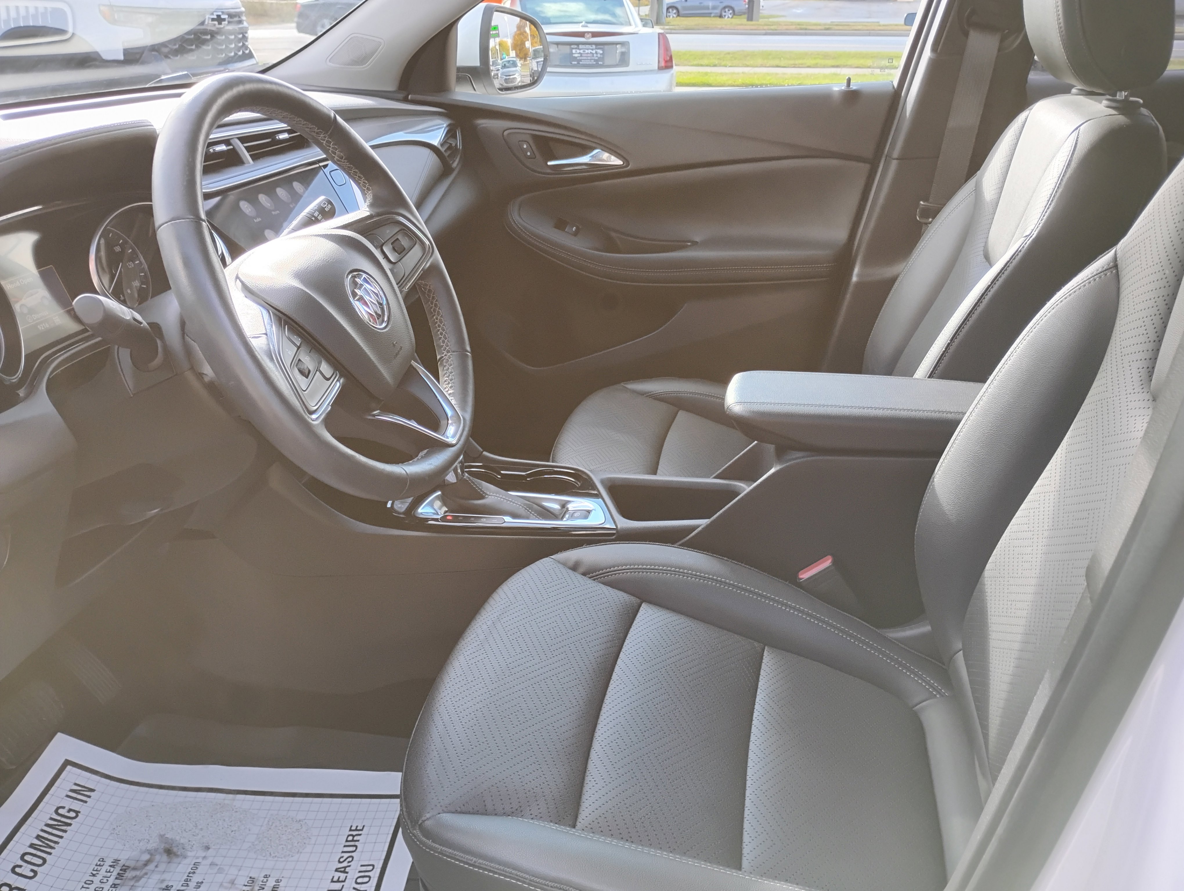 Used 2022 Buick Encore GX Essence w/ Experience Buick Package image 8