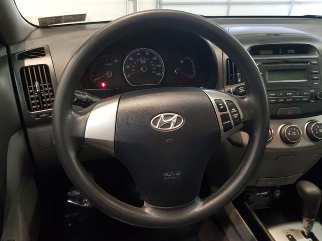 Used 2010 Hyundai Elantra GLS image 15