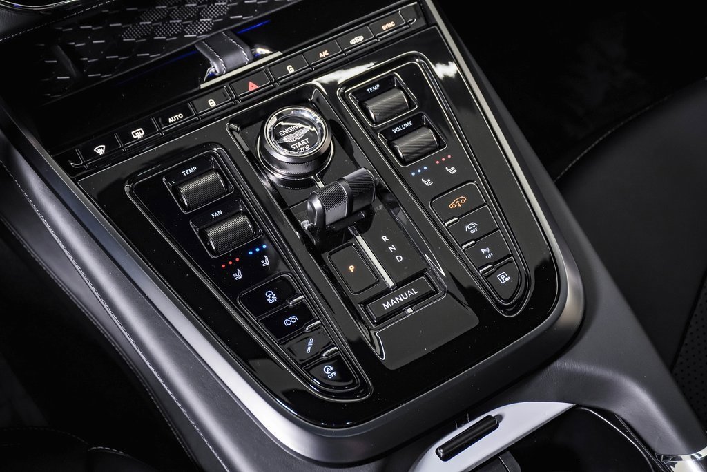 New 2025 Aston Martin DBX 707 image 25