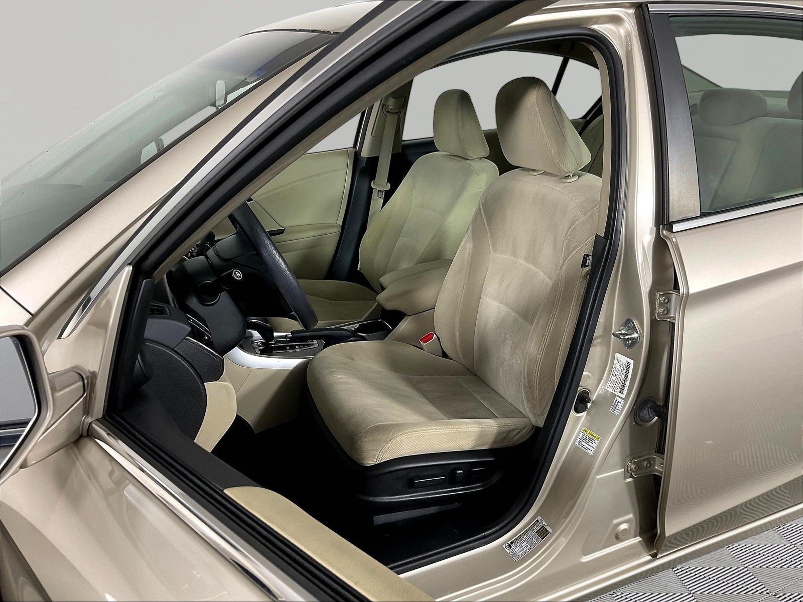Used 2013 Honda Accord EX image 21