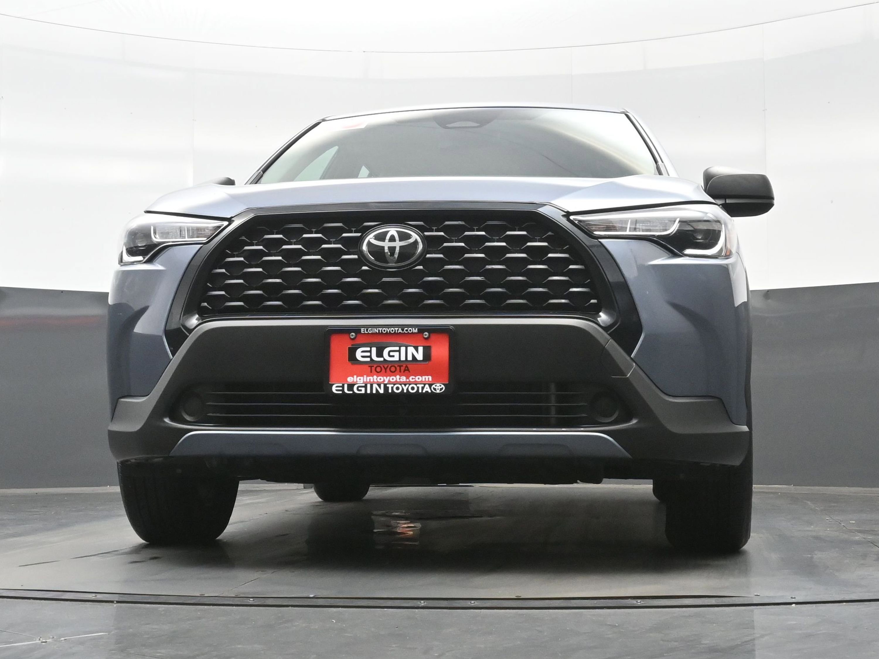 Used 2023 Toyota Corolla Cross L image 24