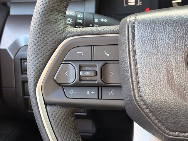 Used 2025 Toyota Tacoma SR5 AWD/4WD image 20