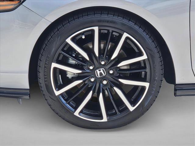 Used 2023 Honda Accord Touring image 24