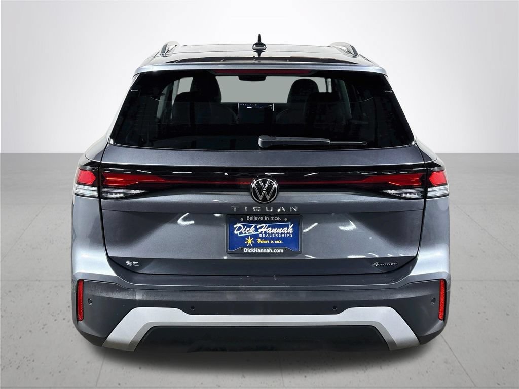 Certified 2025 Volkswagen Tiguan SE AWD/4WD image 8