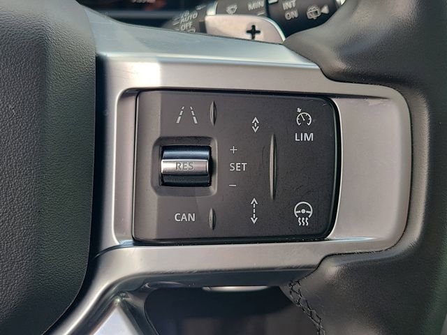 Used 2024 Land Rover Discovery S AWD/4WD image 35