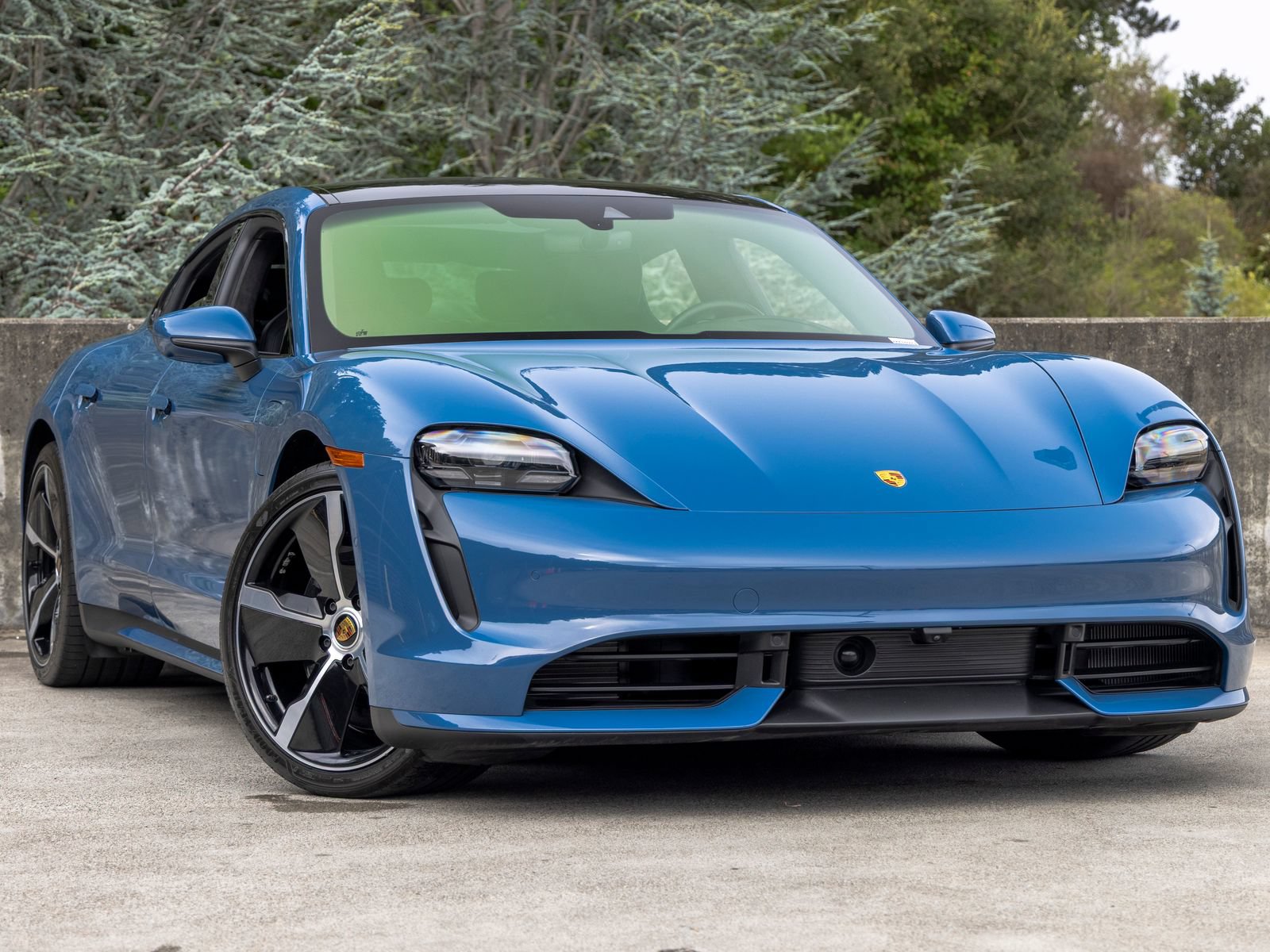 Certified 2024 Porsche Taycan Turbo AWD/4WD image 6