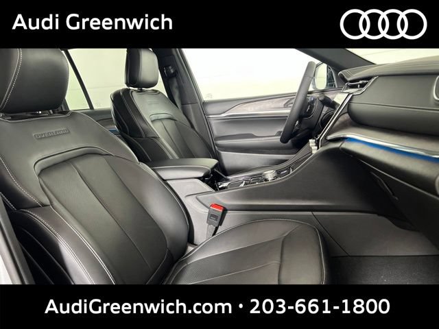 Used 2024 Jeep Grand Cherokee Overland w/ Trailer Tow Package AWD/4WD image 13