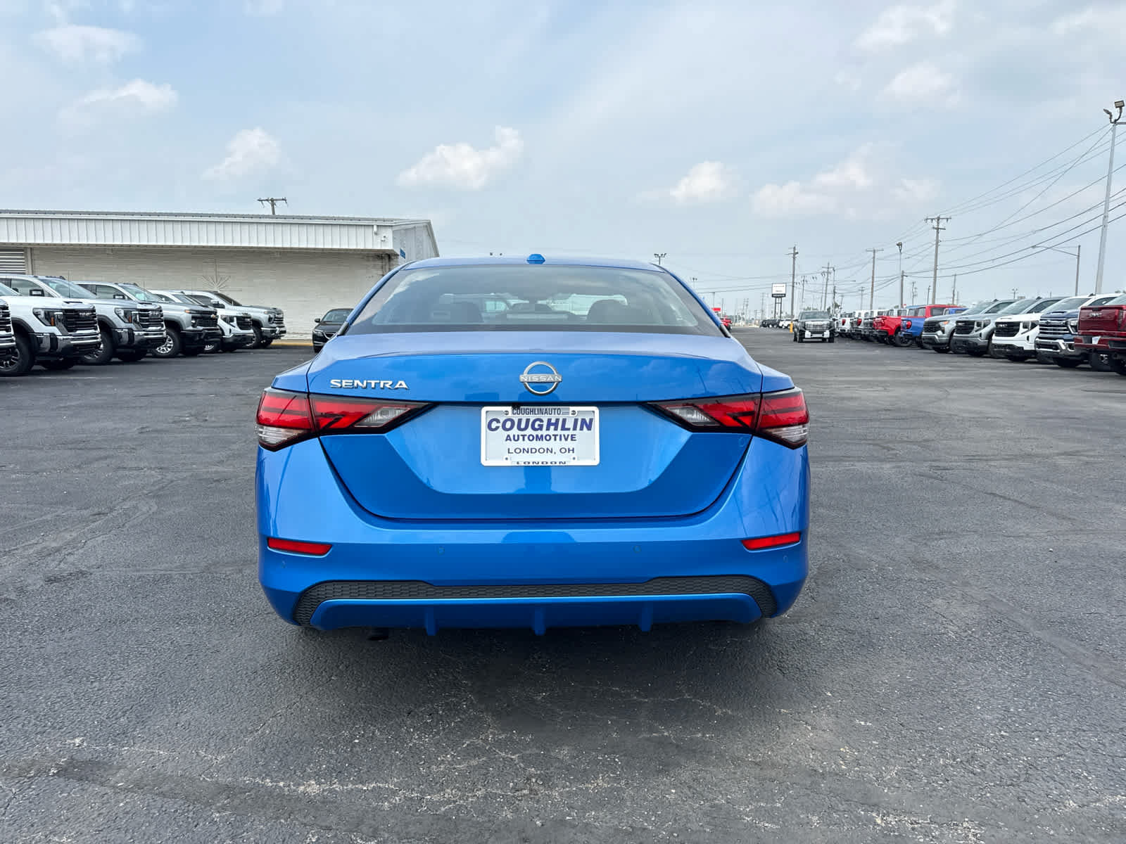 Used 2025 Nissan Sentra SV FWD image 4