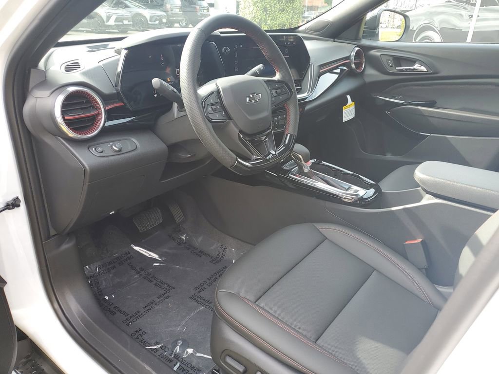 New 2026 Chevrolet Trax RS w/ Sunroof Package image 19