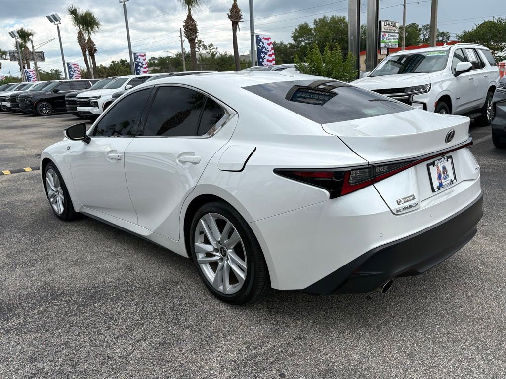 Used 2023 Lexus IS 300 w/ Comfort Package RWD image 5