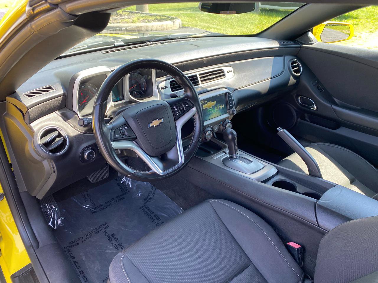 Used 2015 Chevrolet Camaro LT RWD image 21