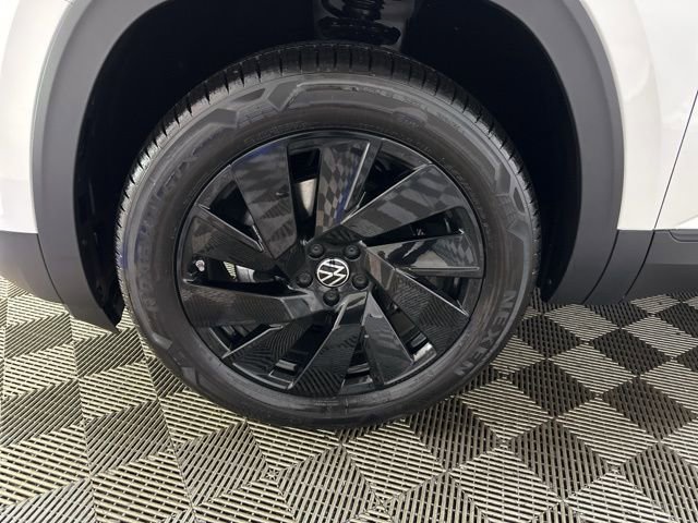 New 2026 Volkswagen Atlas Cross Sport SE image 10