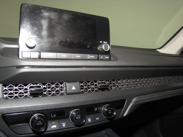 Used 2025 Honda Accord LX image 7