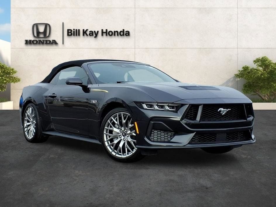 Used 2024 Ford Mustang GT Premium image 5