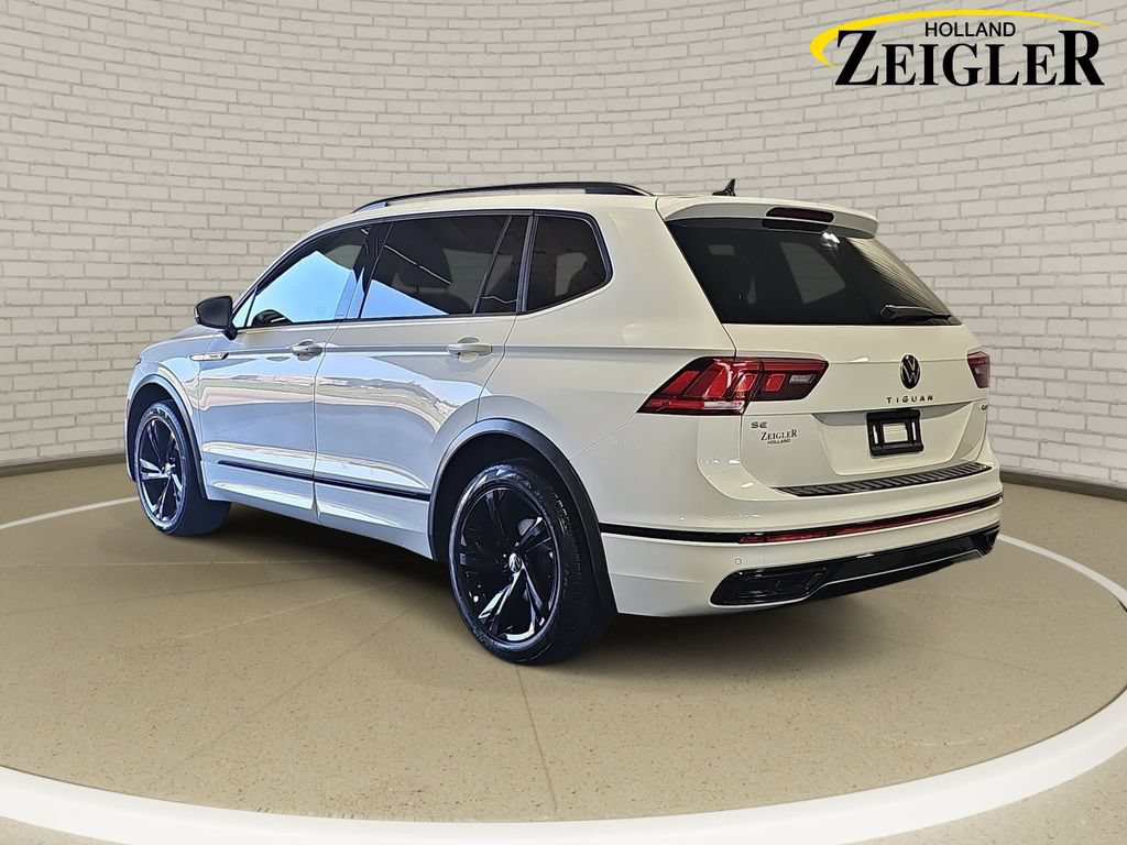 Used 2023 Volkswagen Tiguan SE R-Line AWD/4WD image 7