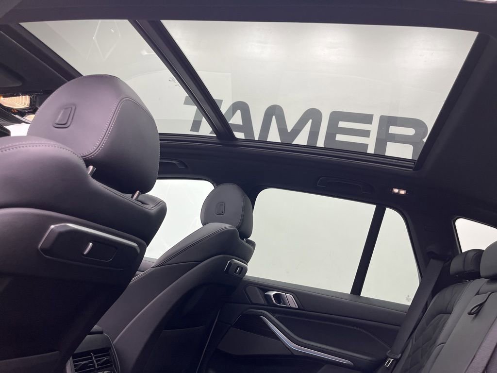 Used 2024 BMW X5 sDrive40i w/ Premium Package image 16