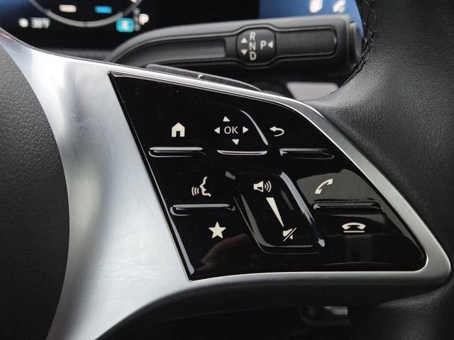 Used 2025 Mercedes-Benz CLA 250 4MATIC image 13