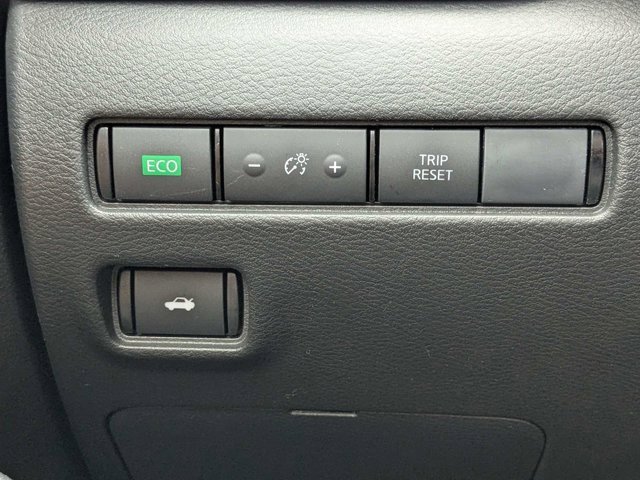 New 2025 Nissan Sentra SV w/ SV Premium Package image 21