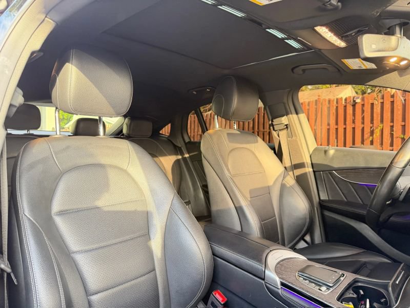Used 2020 Mercedes-Benz GLC 300 4MATIC Coupe image 32