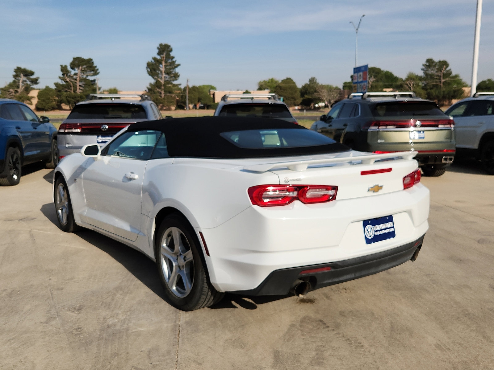 Used 2023 Chevrolet Camaro LT image 5