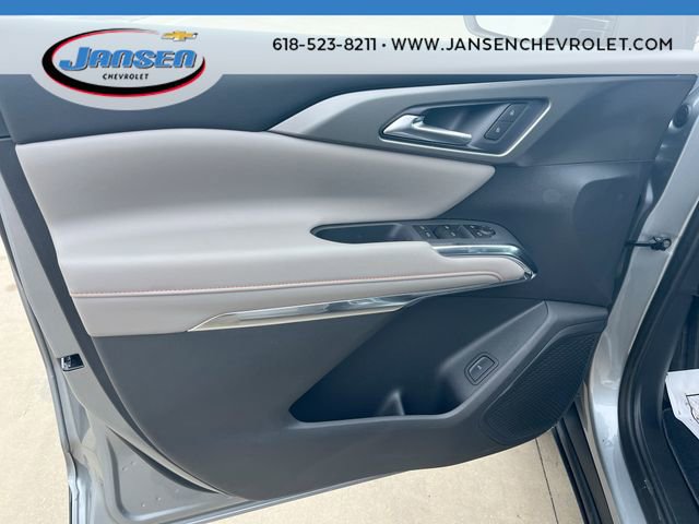 New 2026 Chevrolet Traverse LT w/ Driver Confidence Package FWD image 21