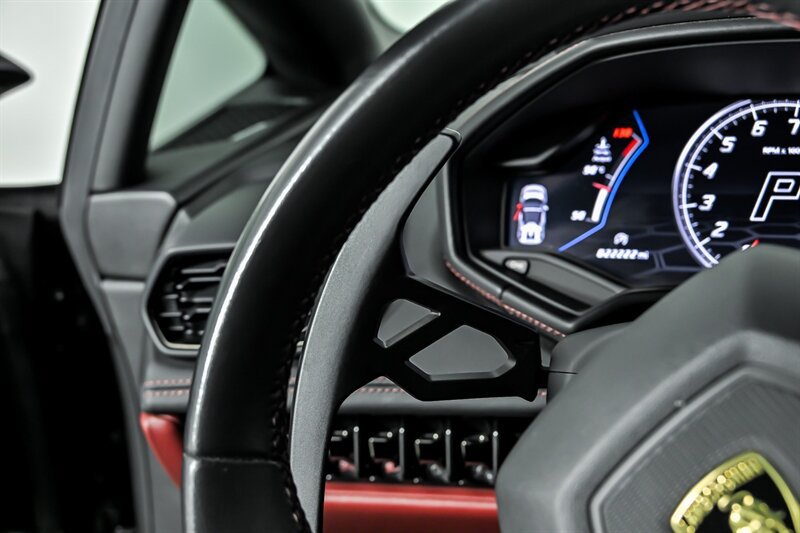 Used 2020 Lamborghini Huracan EVO AWD/4WD image 25