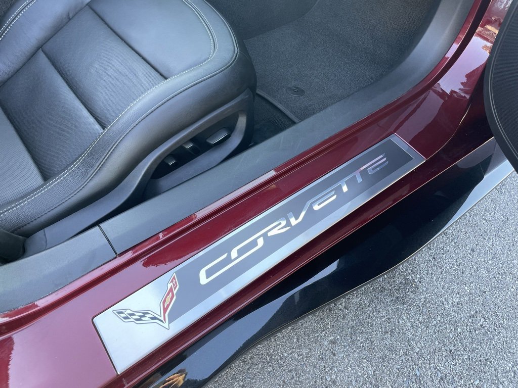 Used 2016 Chevrolet Corvette Z06 w/ 3LZ Preferred Equipment Group image 28