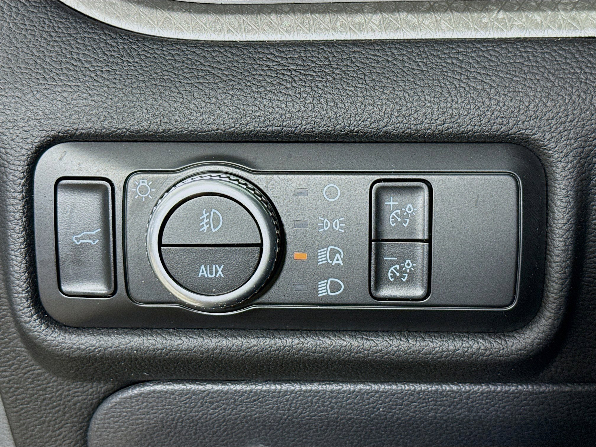 Used 2023 Ford Explorer Timberline w/ Timberline Technology Package image 9