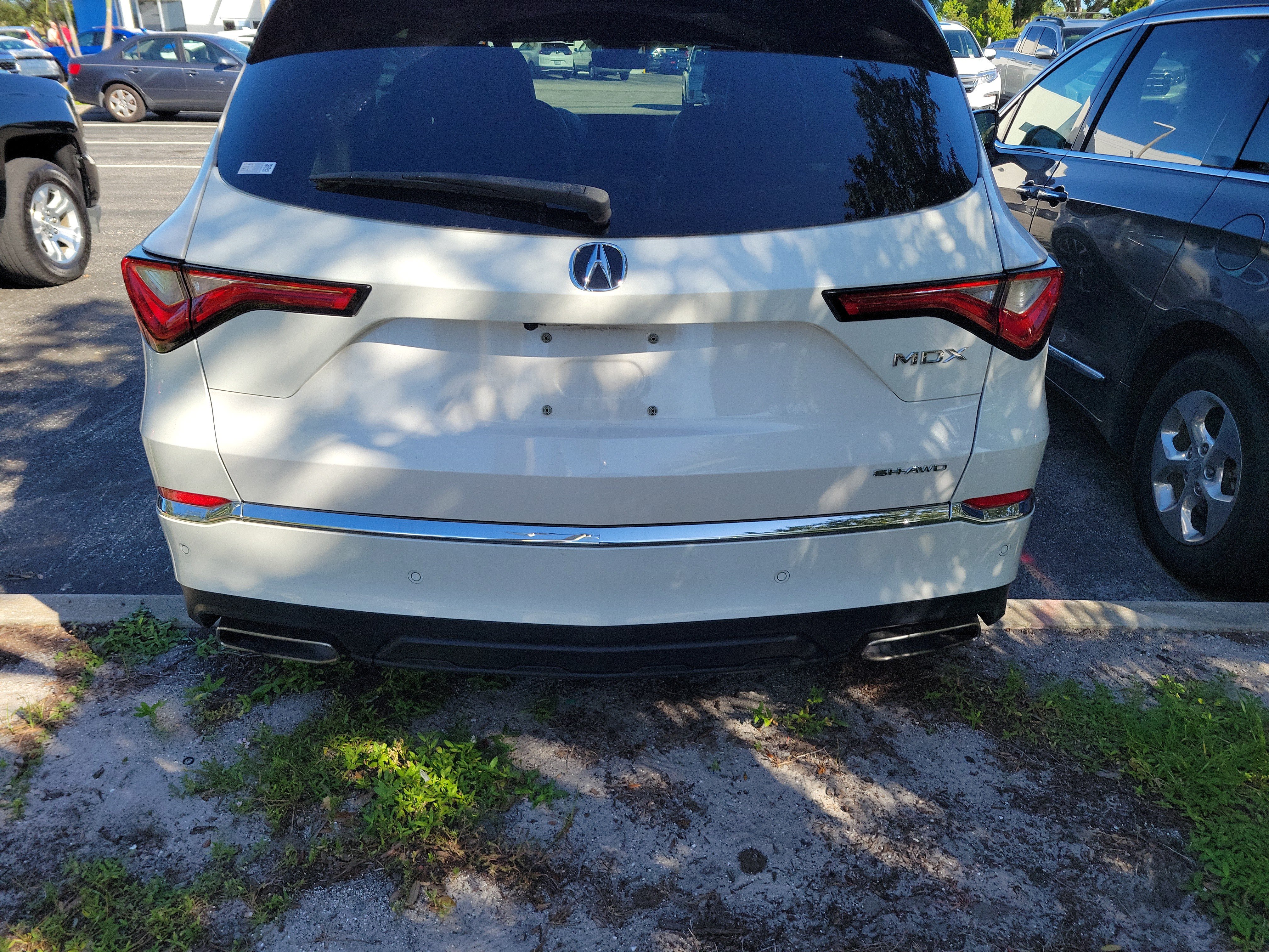 Used 2023 Acura MDX w/ Technology Package AWD/4WD image 9