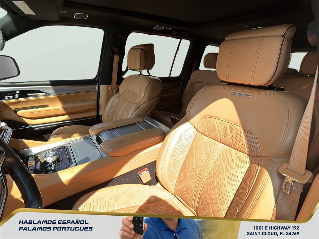 Used 2022 Jeep Grand Wagoneer Series III w/ HD Trailer Tow Package image 19