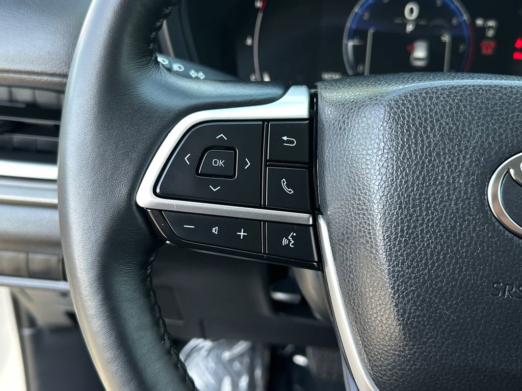Used 2025 Toyota Grand Highlander XLE image 27