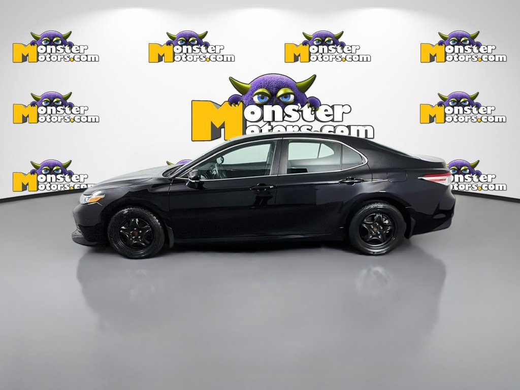 Used 2020 Toyota Camry LE FWD image 8