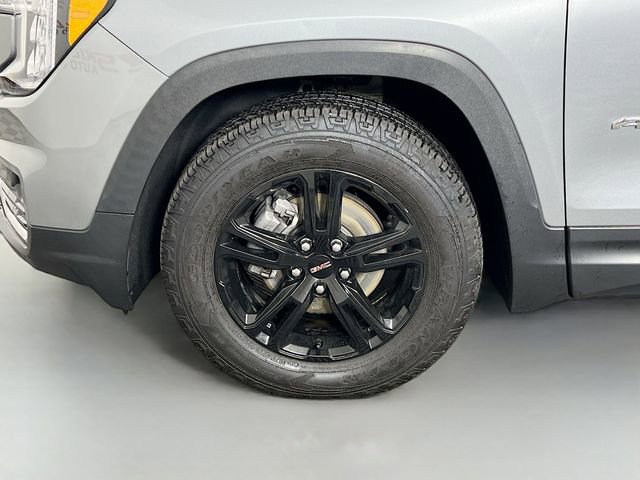 Used 2023 GMC Terrain AT4 w/ Tech Package image 28