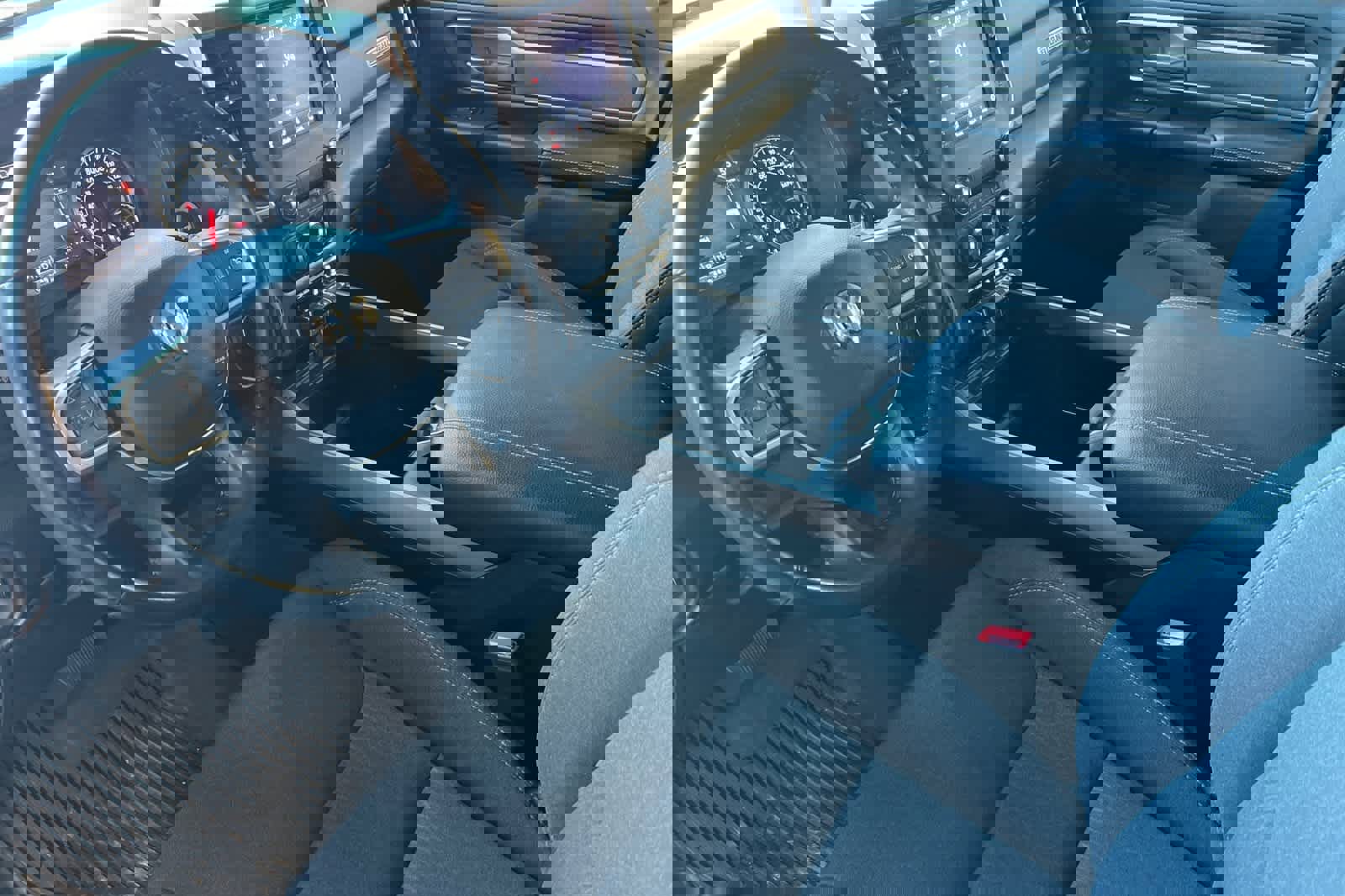 Used 2021 RAM 1500 Big Horn image 12