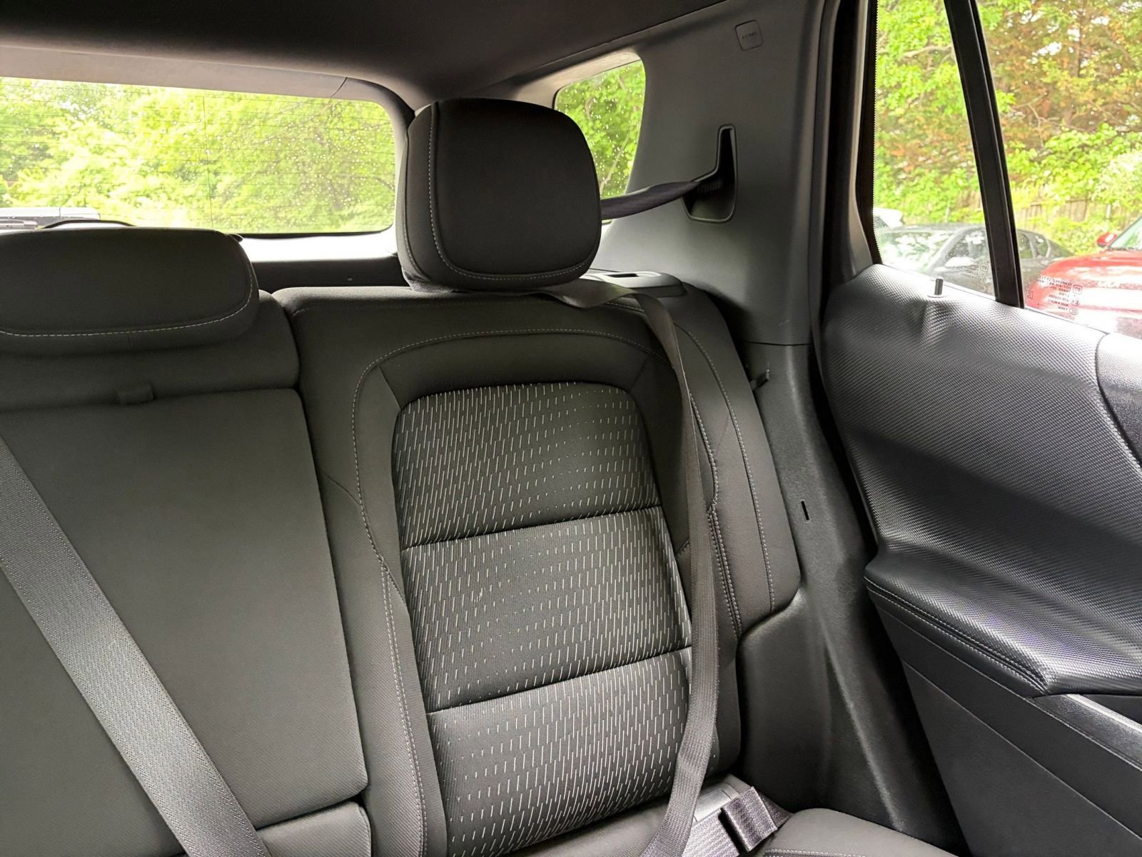 Used 2025 Chevrolet Equinox LT FWD image 37