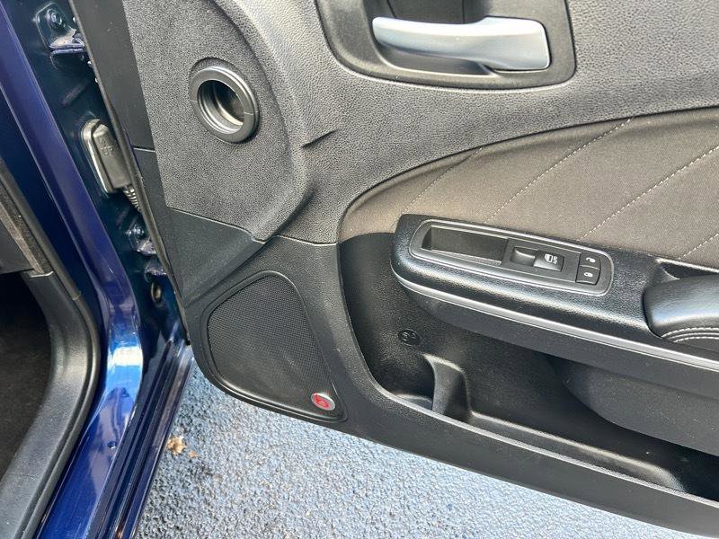 Used 2015 Dodge Charger SXT w/ Rallye Group image 37