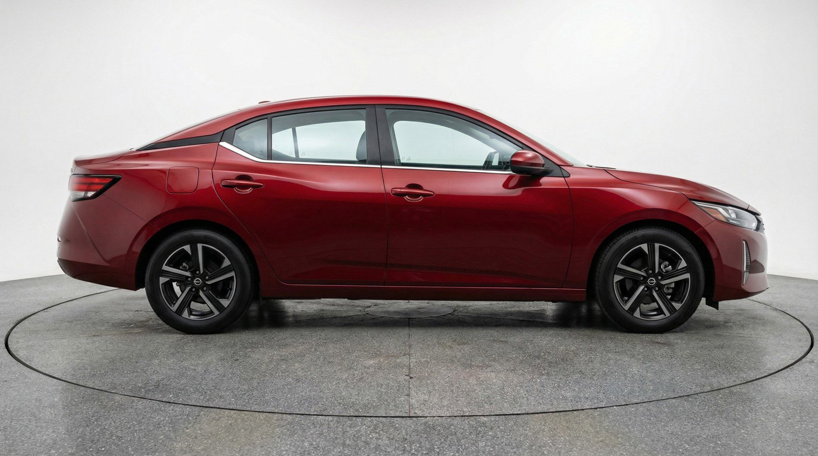 Used 2025 Nissan Sentra SV image 11