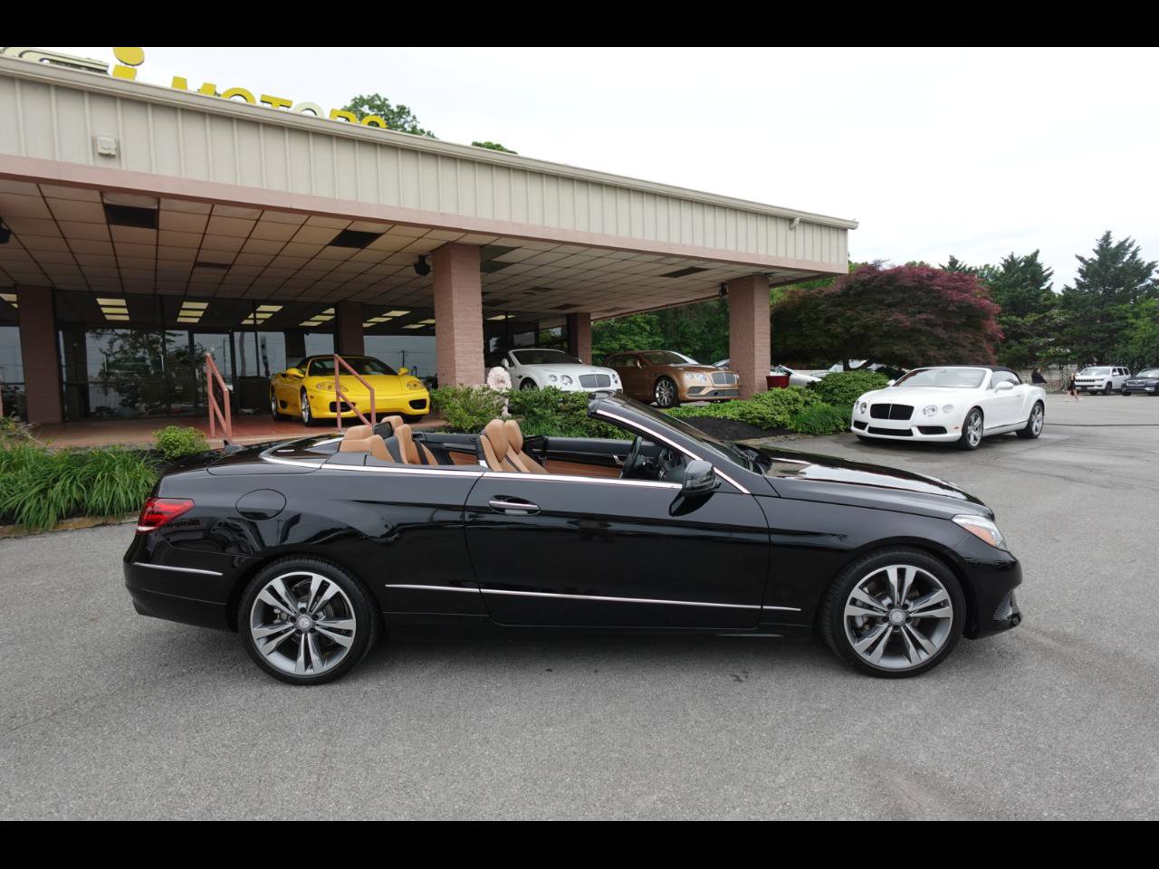 Used 2017 Mercedes-Benz E 400 Cabriolet image 1
