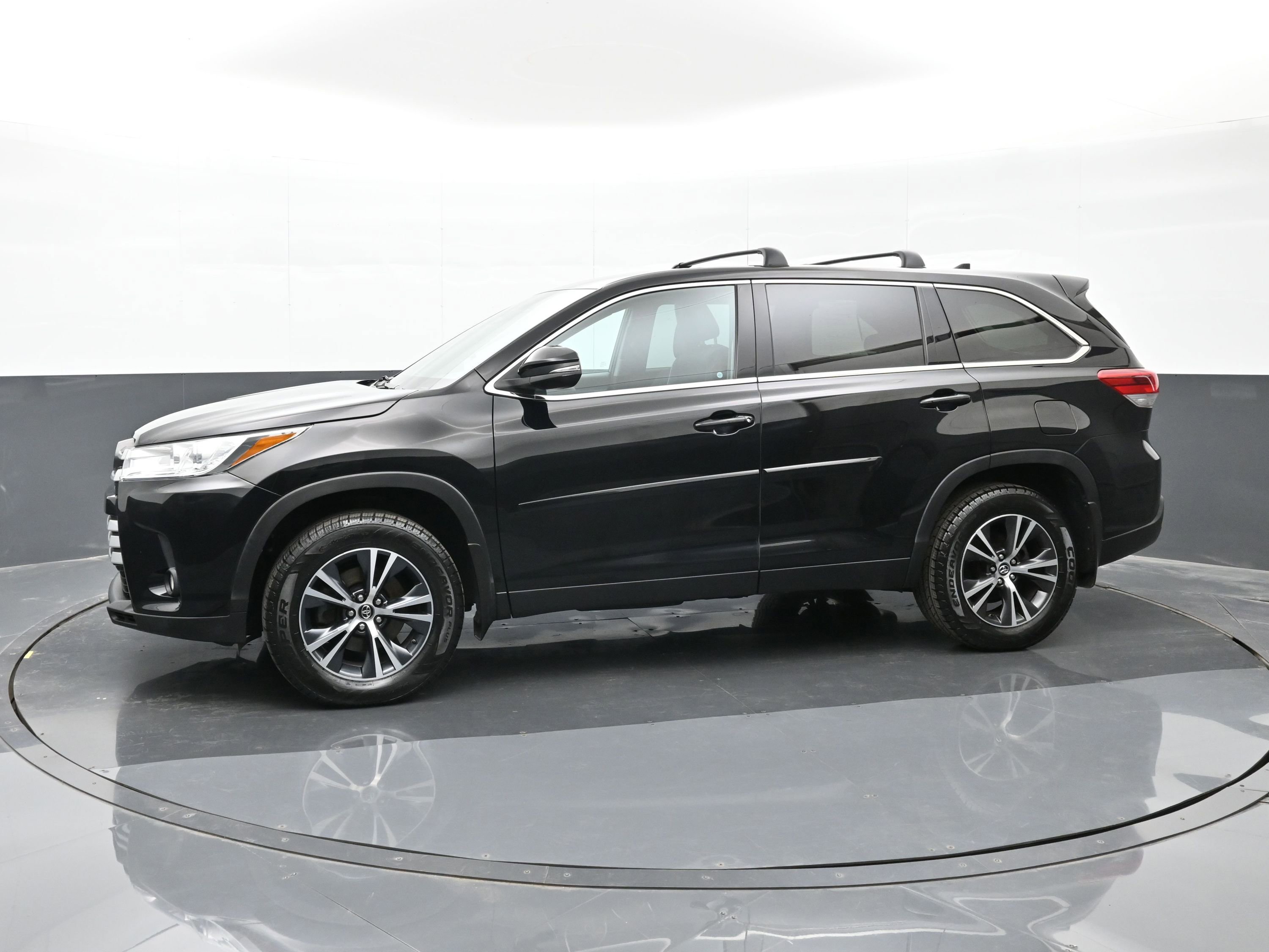 Used 2019 Toyota Highlander Plus image 5