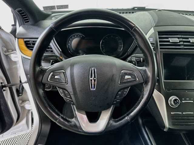Used 2018 Lincoln MKC Select w/ Select Plus Package AWD/4WD image 14