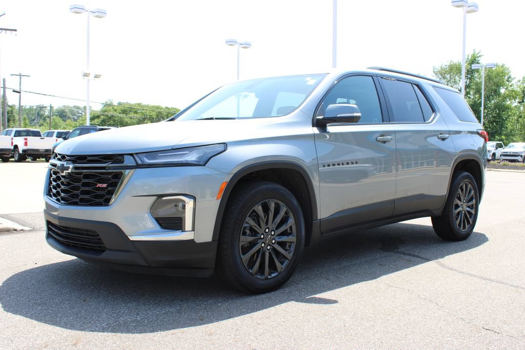 Certified 2023 Chevrolet Traverse RS w/ LPO, Floor Liner Package AWD/4WD image 9